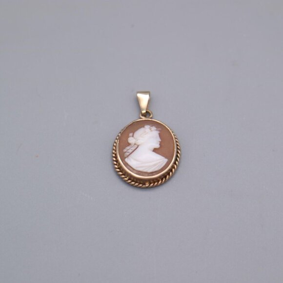 Art Deco Gold Filled Shell Cameo Pendant or Brooch - Picture 4 of 8